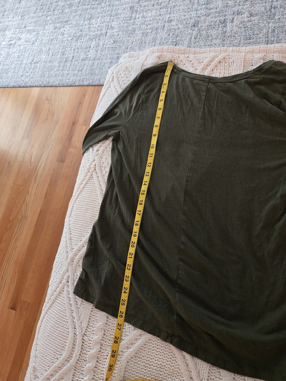 Set of Three Crewneck Long Sleeve Tees L - Picture 3 of 5
